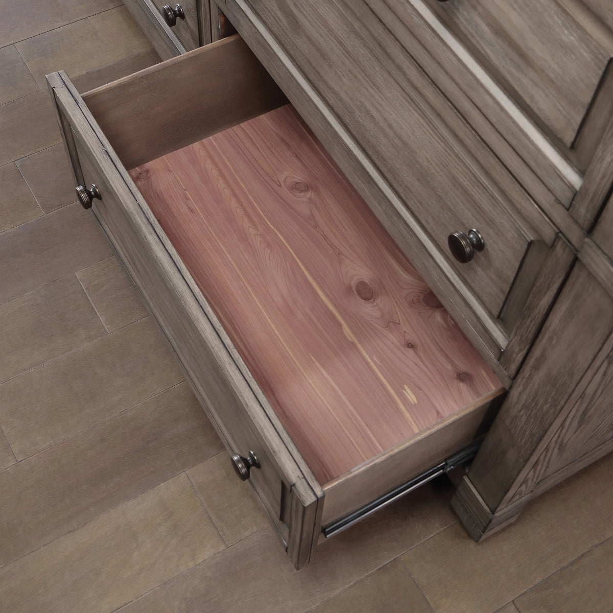 Gray Wood 7-Drawer Dresser with Mirror D6155