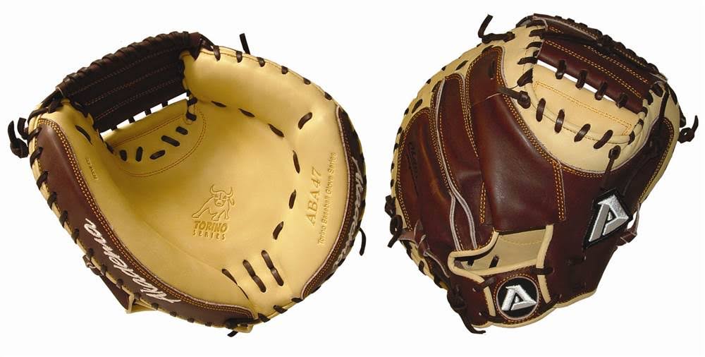 33 in. Catchers Mitt P195