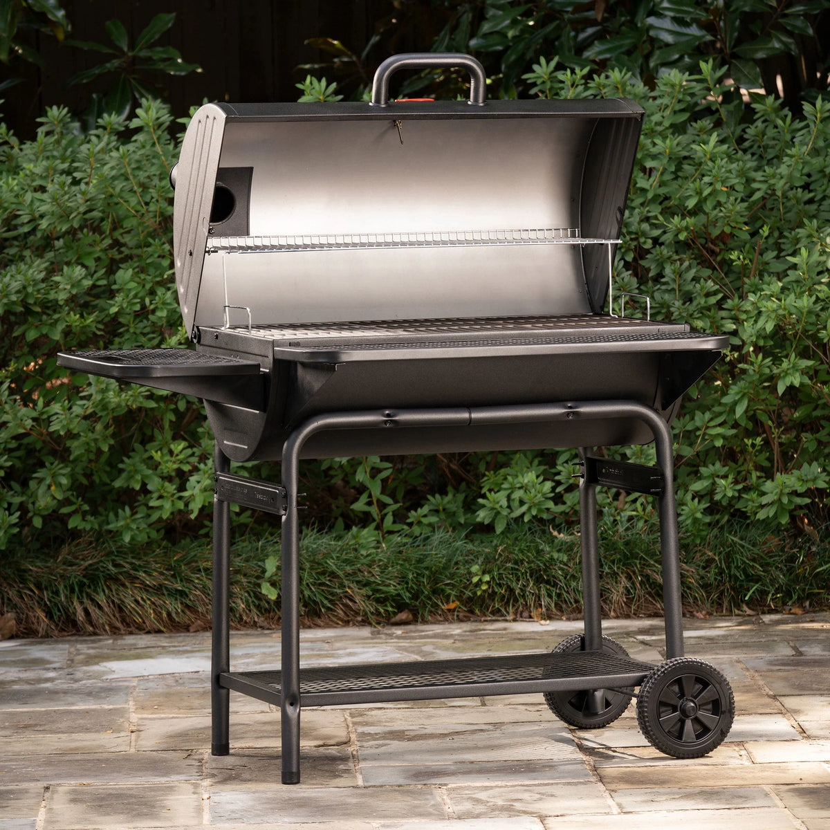 Charcoal Barrel Grill Q47551