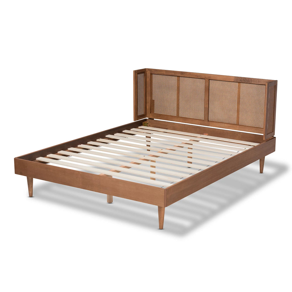 King Size Wood and Synthetic Rattan Platform Bed T4014