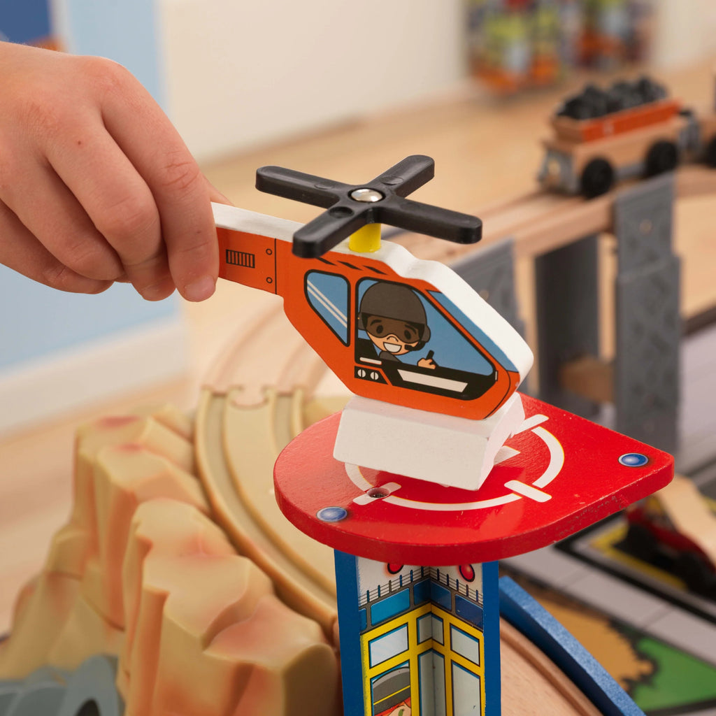 Wooden Train Set and Train Table with 100 Accessories Z951293