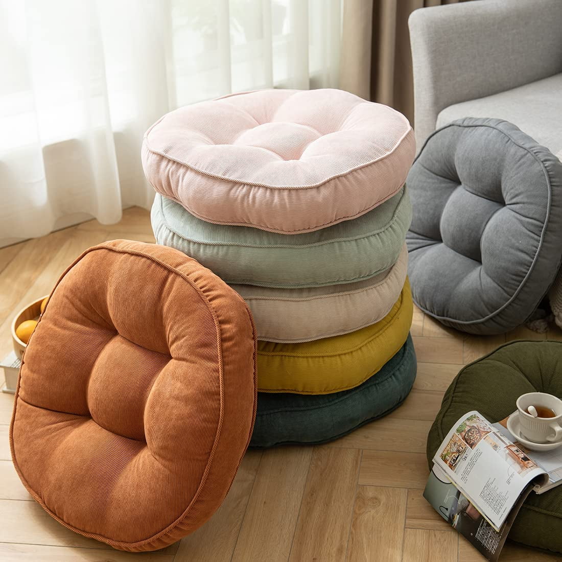 Cream 22x22 Inch Corduroy Round Chair Pad M572