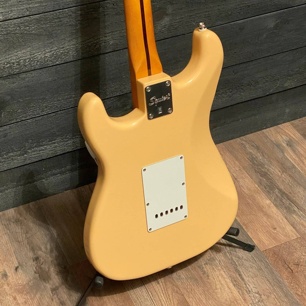 Vintage White Stratocaster Guitar X2753