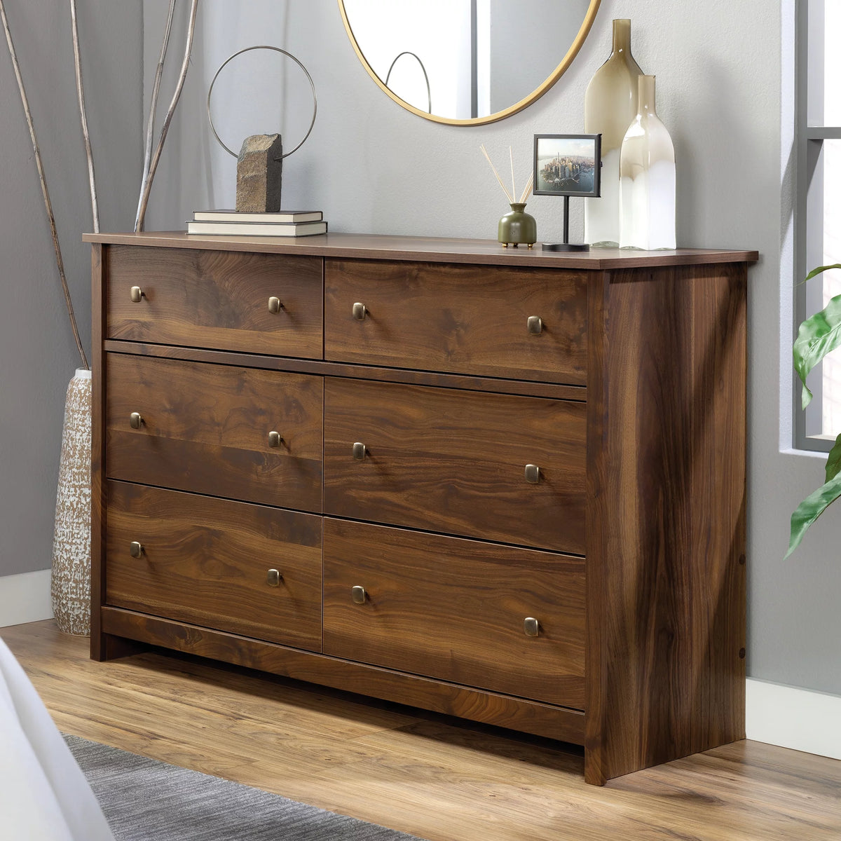 White 6-Drawer Dresser Y546449