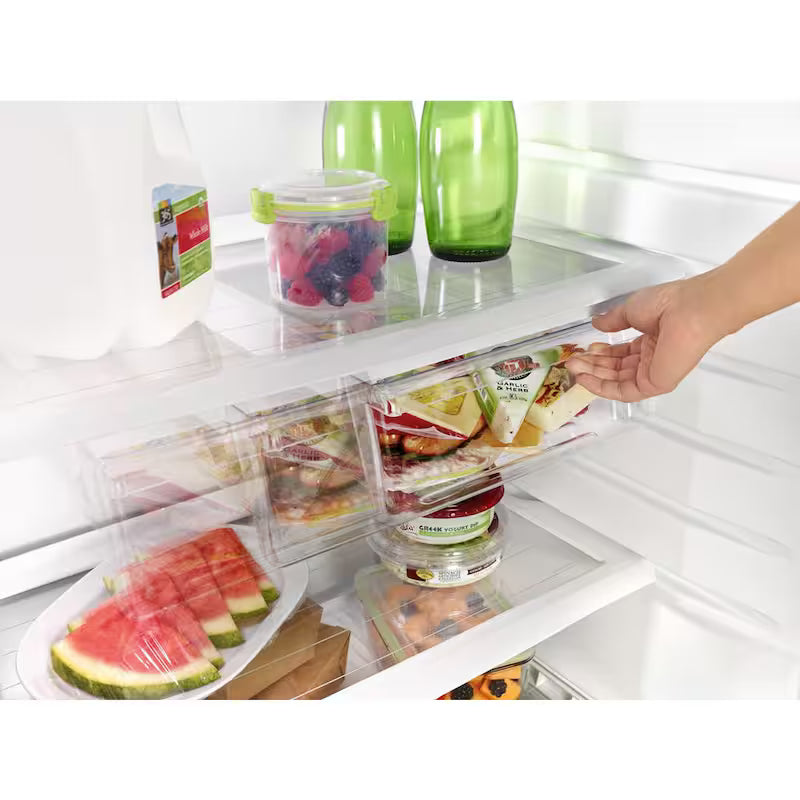 16 cu. ft. Top Freezer Refrigerator in Stainless Steel C380