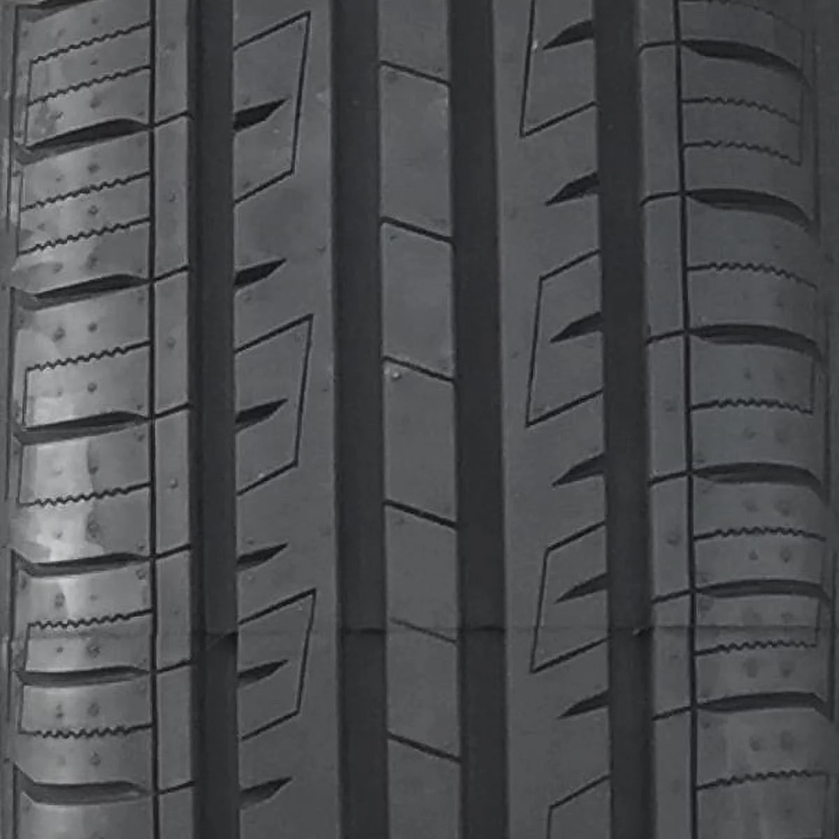 Set of 4 215/60R16 All Season Performance Tires I249