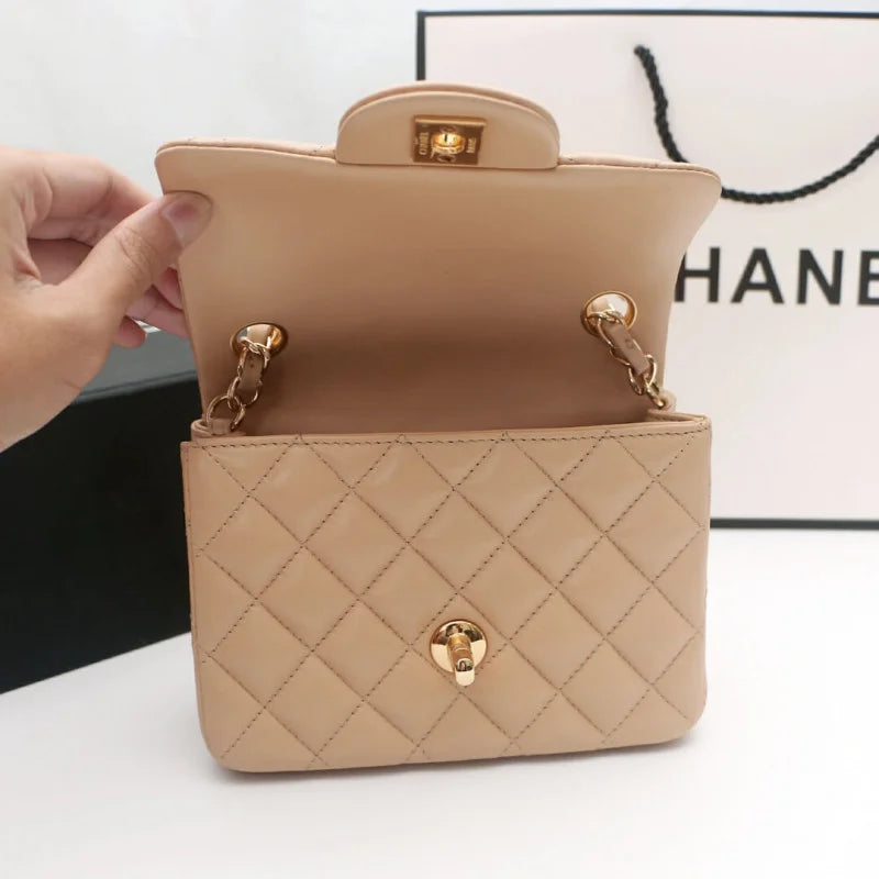 Lambskin Flap Bag V62505