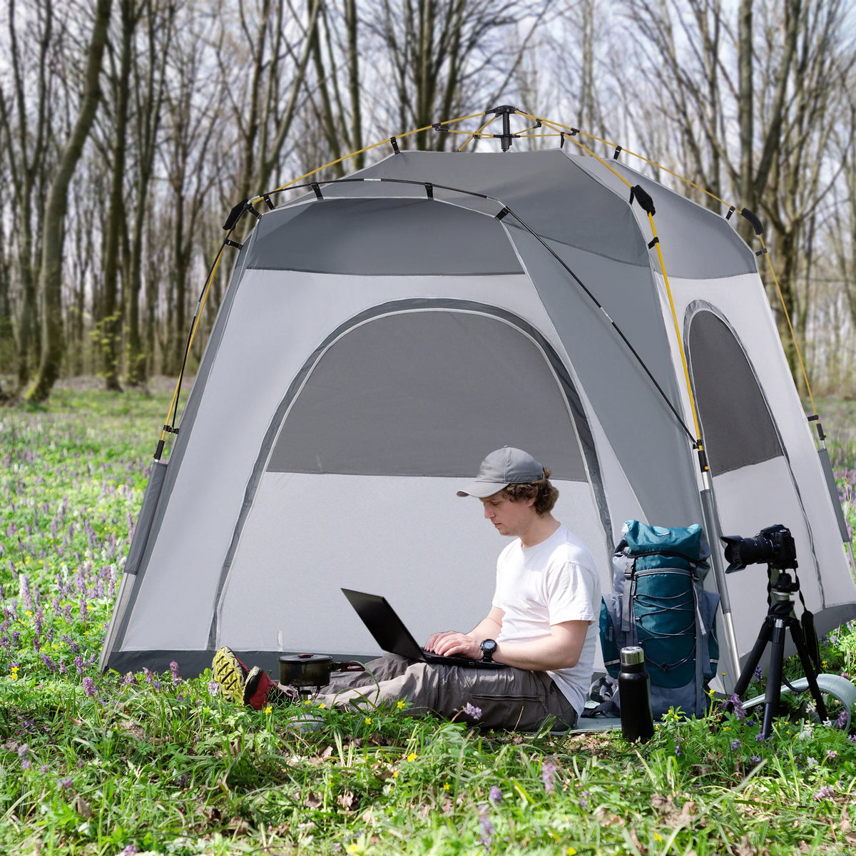 4 Person Pop Up Tent with Windows and Doors E50745