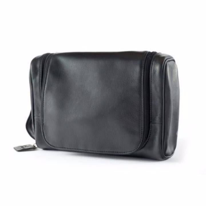 Black Hanging Travel Kit H347878